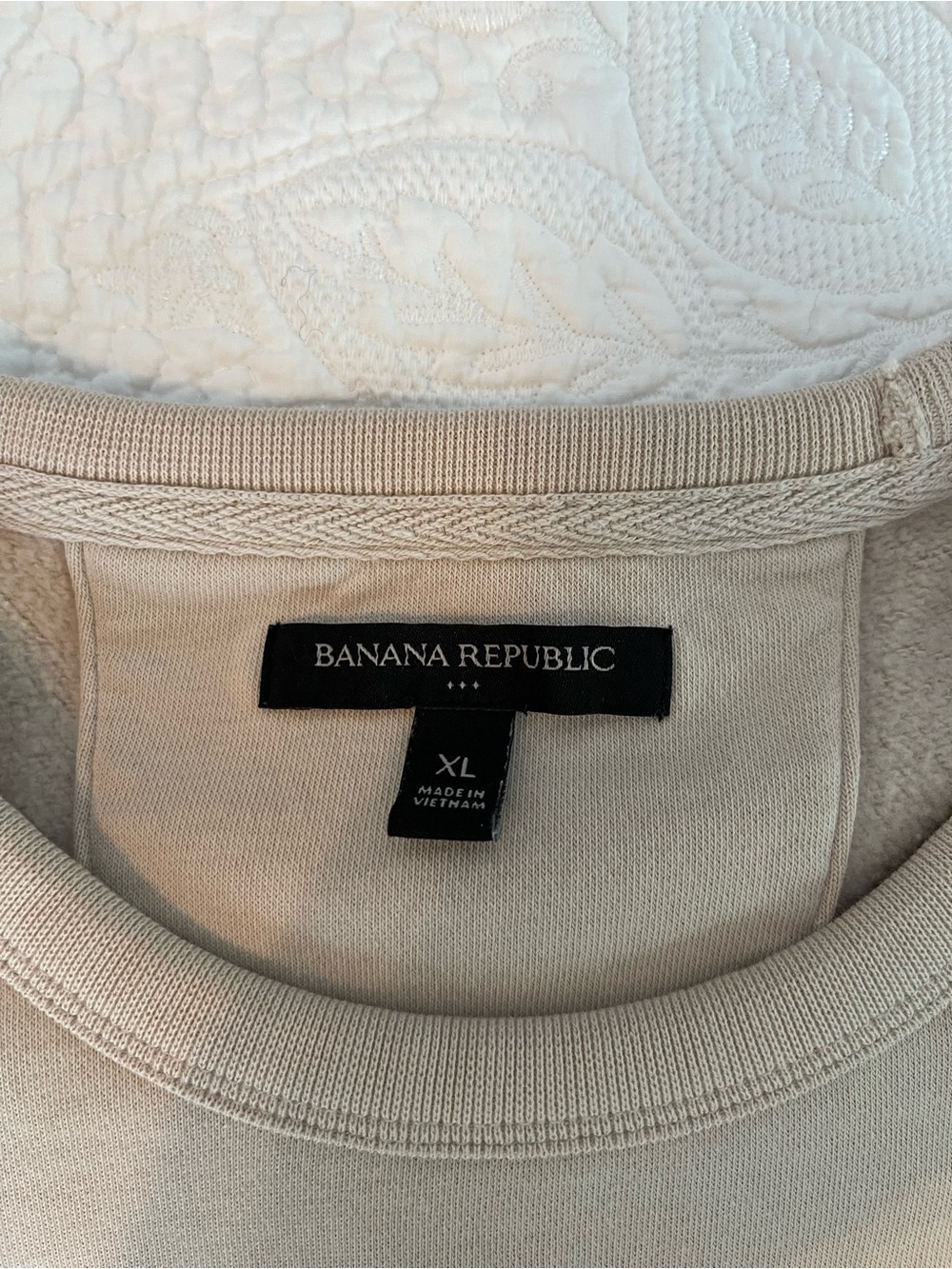 Women’s Banana Republic Cream Sweatshirt with Monogram - Picture 2 of 5